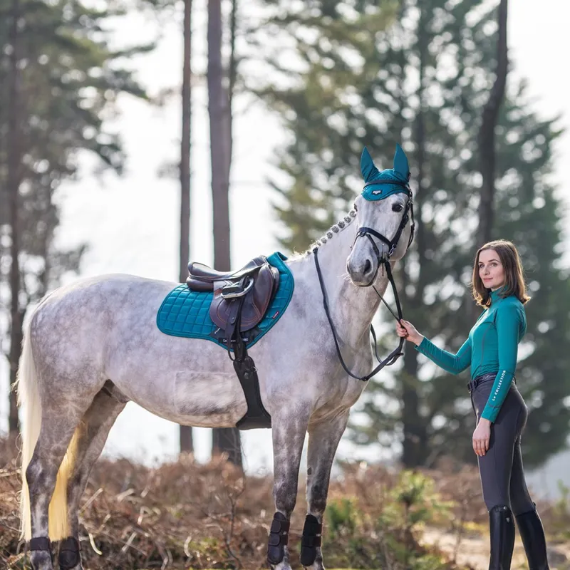 LeMieux Loire Memory Close Contact Square - Peacock-1